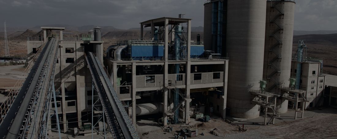 Planta industrial em construção